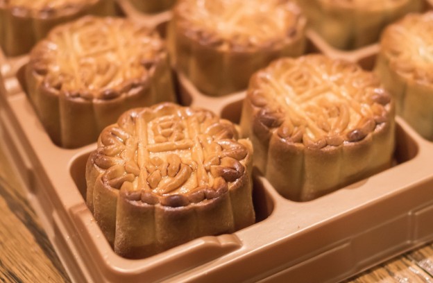 mooncake closeup